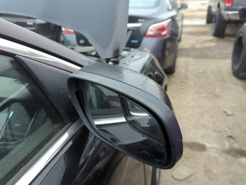 2013-2019 Ford Taurus Passenger Side View Mirror - Right Door Mirror OEM Used