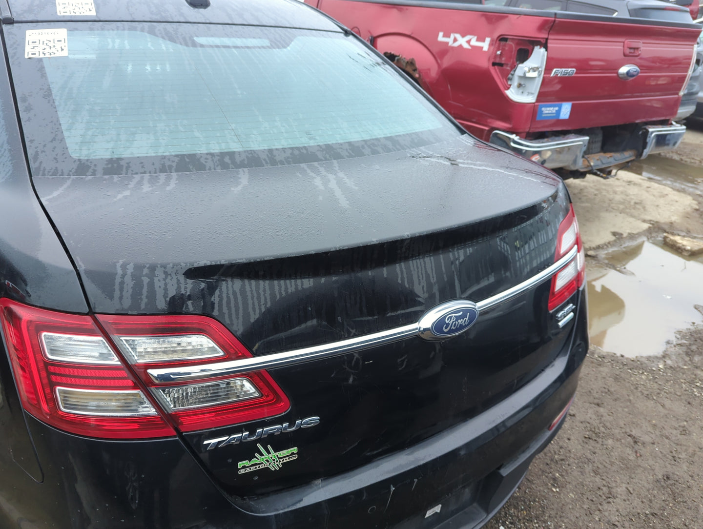 2013-2019 Ford Taurus Trunk/decklid/hatch/tailgate Oem 1399271 - Oemusedautoparts1.com