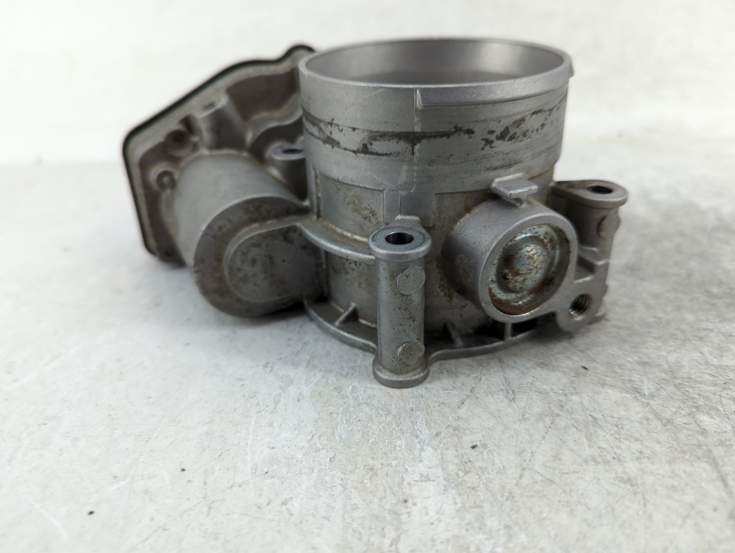 2013-2019 Ford Taurus Throttle Body Fits Fits 2011 2012 2013 2014 2015 2016 2017 2018 2019 OEM Used Auto Parts - Oemusedauto