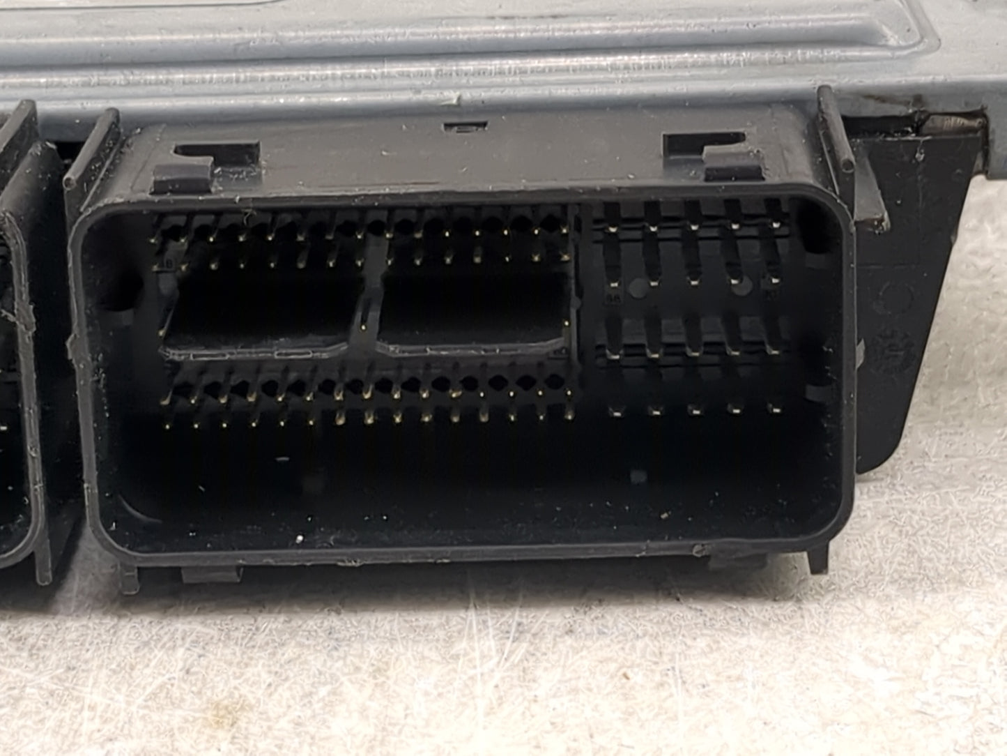 2016-2019 Ford Taurus PCM Engine Control Computer ECU ECM PCU OEM P/N:FL3A-12B684-BEB GG1A-12A650-VA Fits OEM Used Auto Part