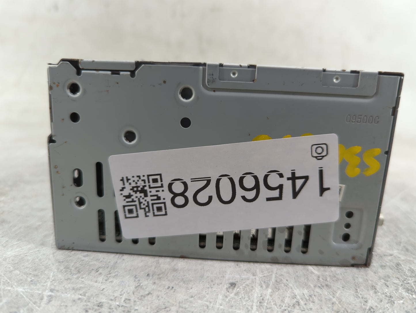 2016-2017 Ford Taurus Radio AM FM Cd Player Receiver Replacement P/N:DG1T-19C107-ND Fits Fits 2016 2017 OEM Used Auto Parts 