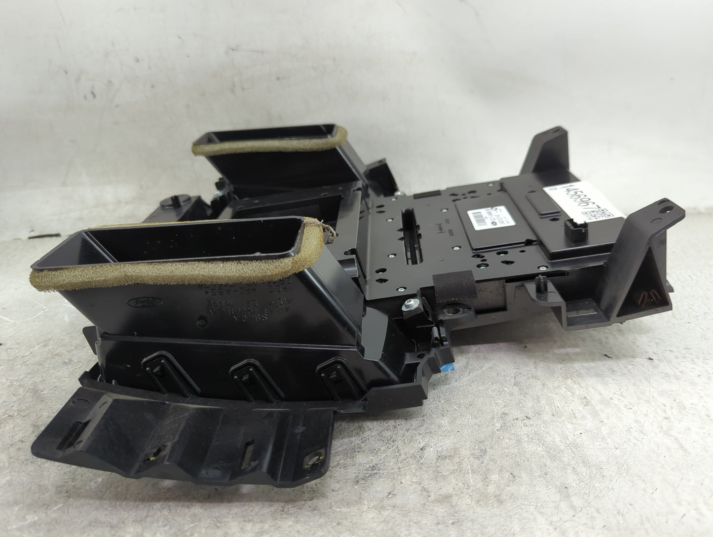 2014-2019 Ford Taurus Radio Control Panel - Oemusedautoparts1.com