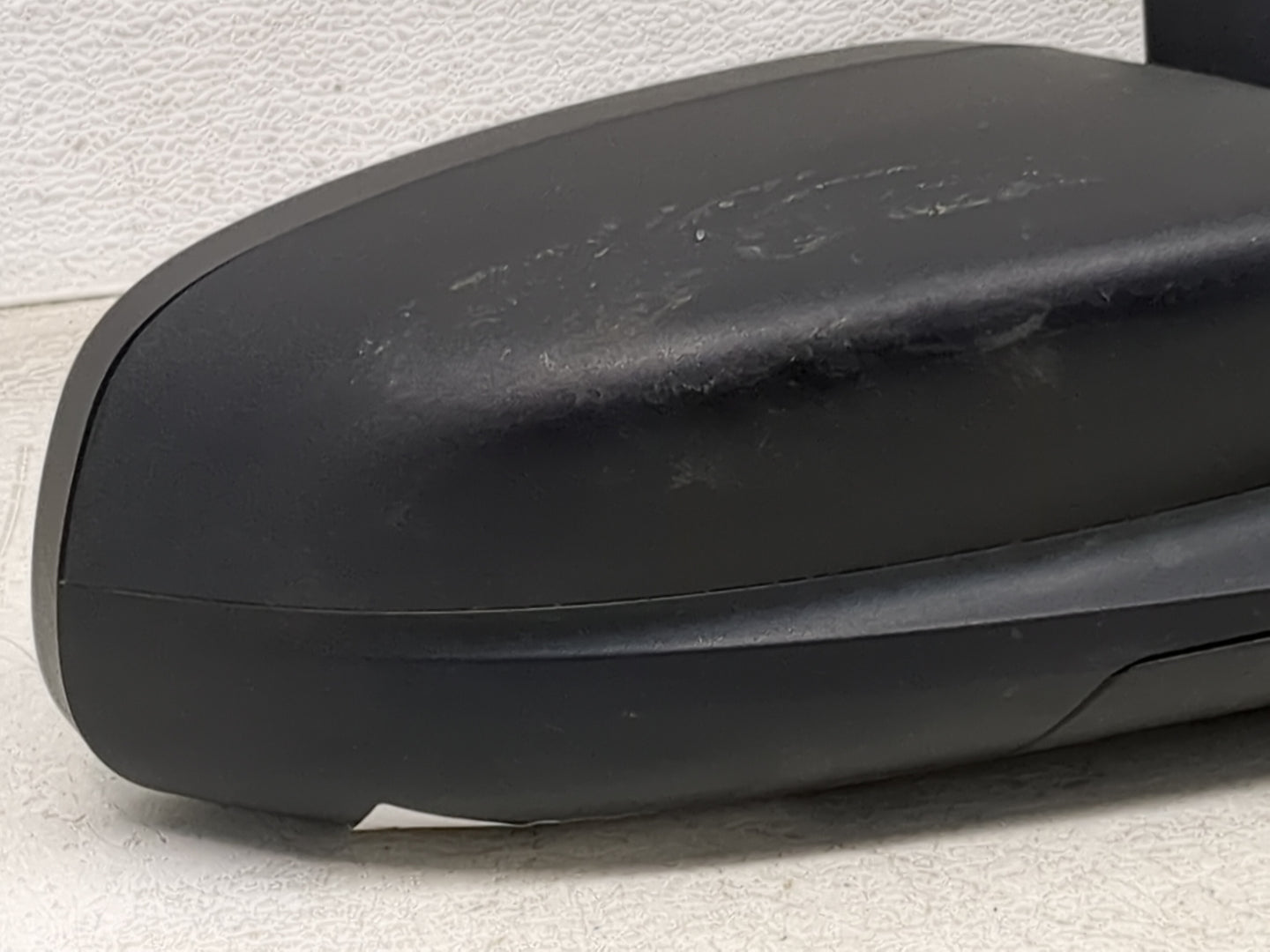 2013-2019 Ford Taurus Passenger Side View Mirror - Right Door Mirror OEM Used - Oemusedautoparts1.com