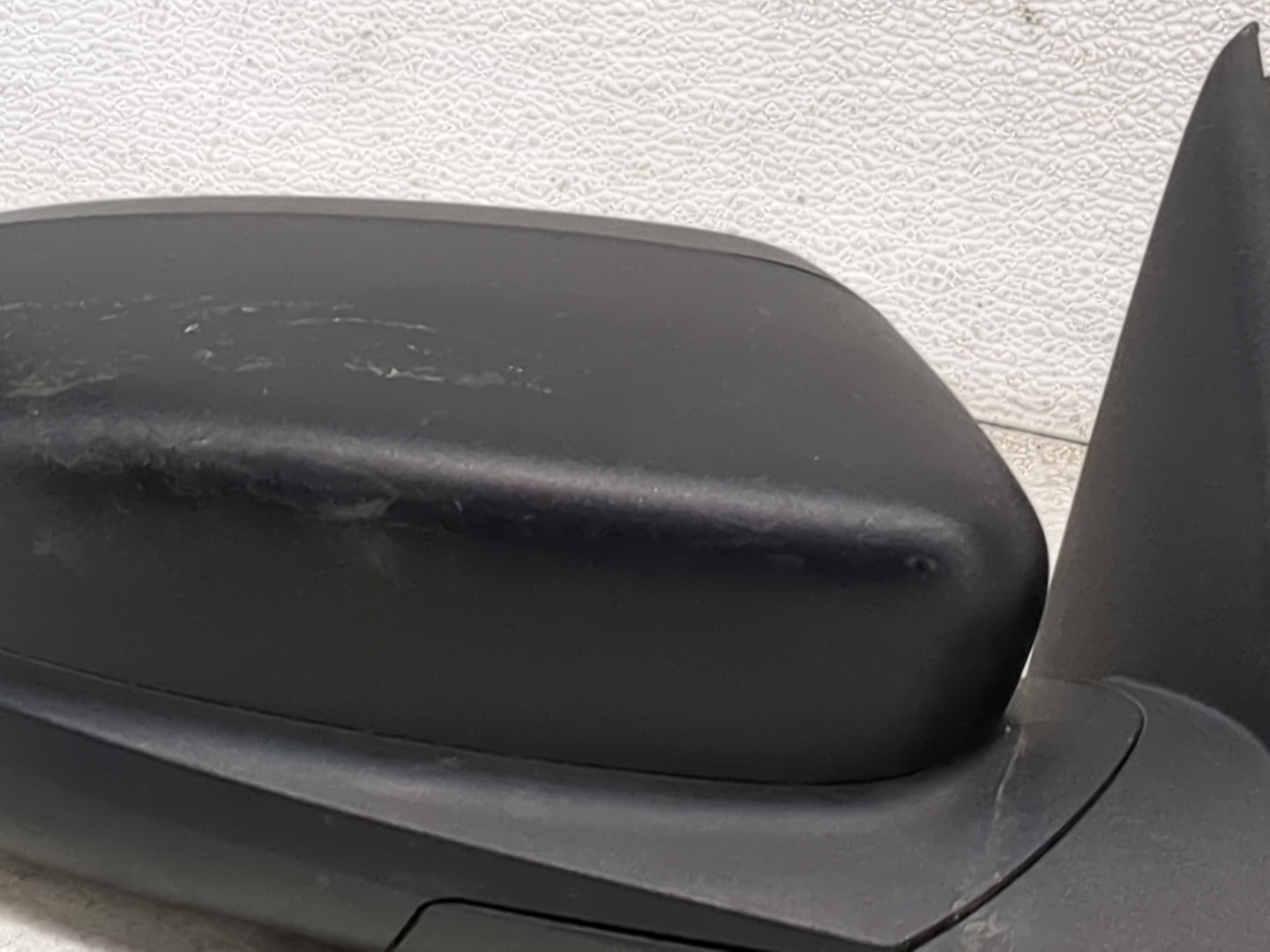 2013-2019 Ford Taurus Passenger Side View Mirror - Right Door Mirror OEM Used - Oemusedautoparts1.com