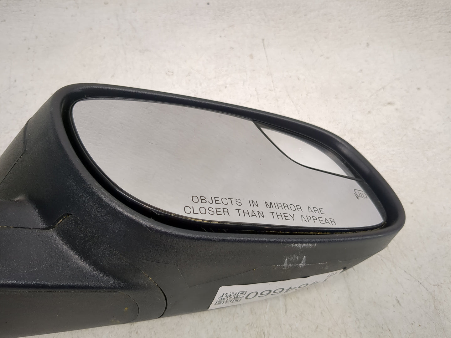 2013-2019 Ford Taurus Passenger Side View Mirror - Right Door Mirror OEM Used - Oemusedautoparts1.com