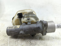 2013-2019 Ford Taurus Brake Master Cylinder 1496560 - Oemusedautoparts1.com