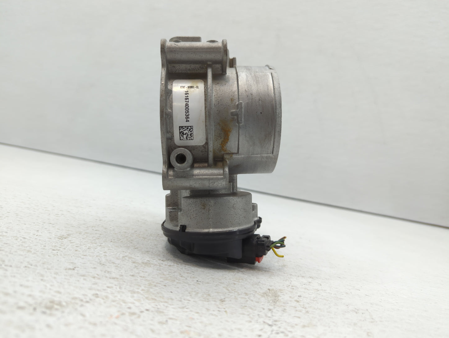 2013-2019 Ford Taurus Throttle Body P/N:AT4E-9F991-EL Fits Fits 2011 2012 2013 2014 2015 2016 2017 2018 2019 OEM Used Auto P
