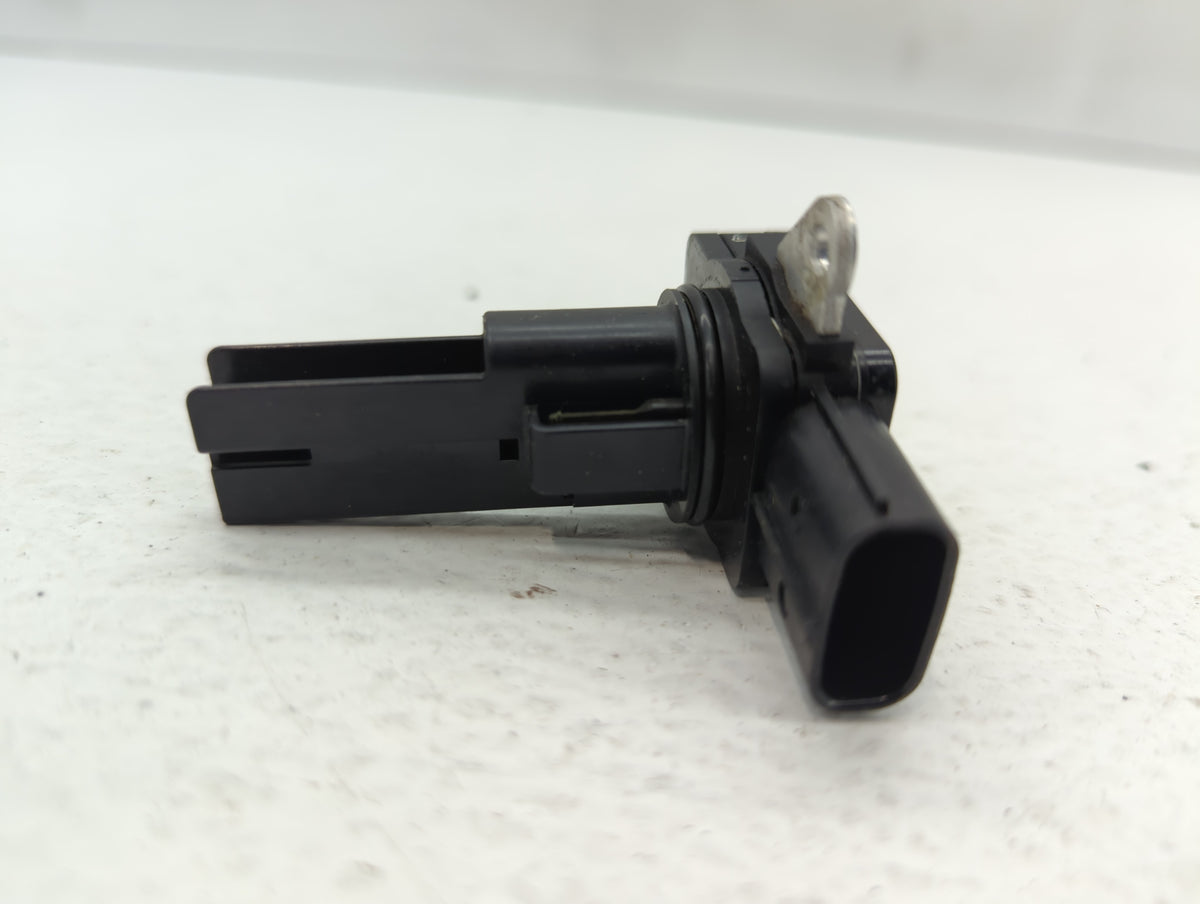 2013-2016 Ford Taurus Mass Air Flow Meter Maf Sensor 617687 - Oemusedautoparts1.com