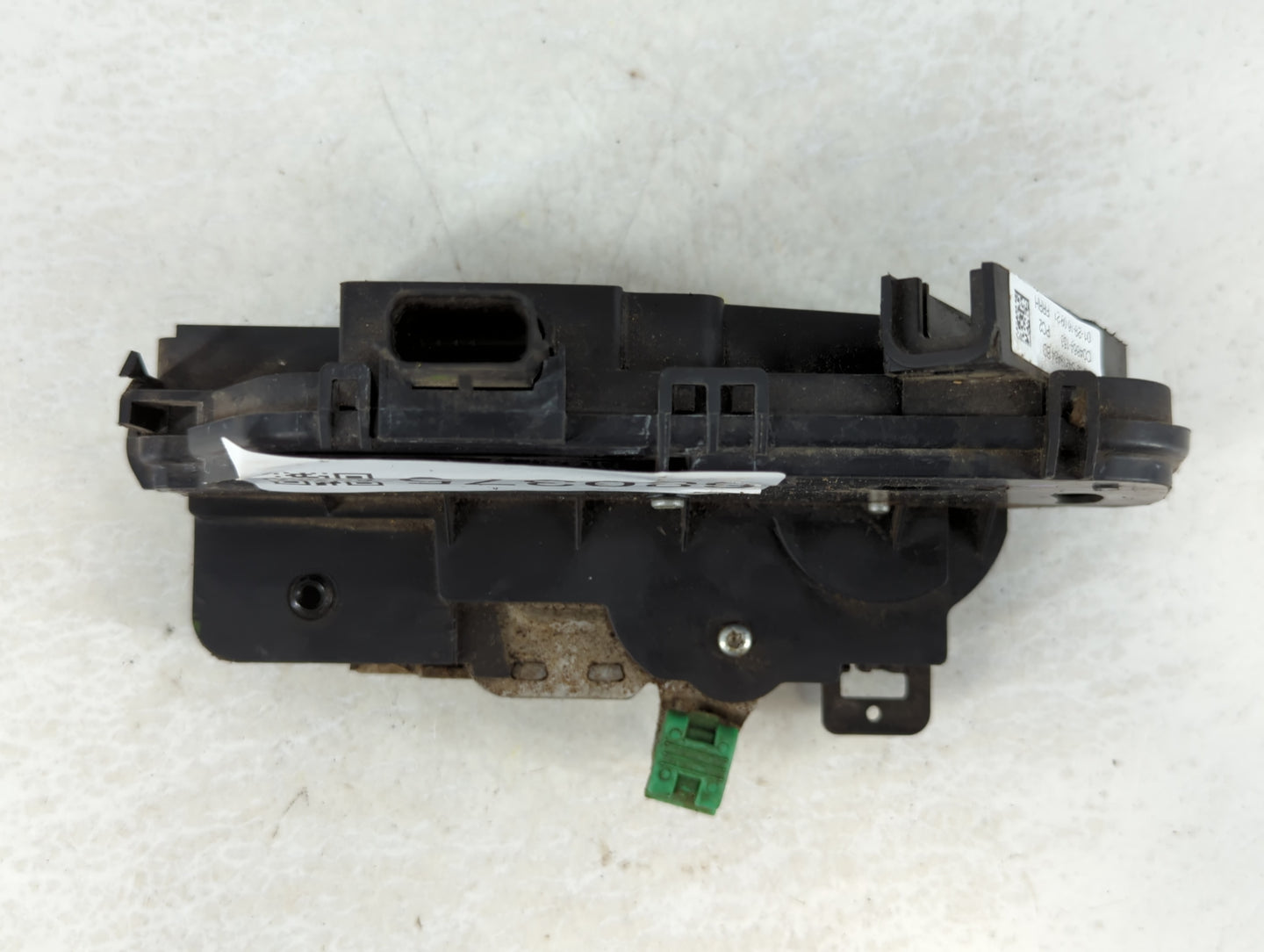 2016 Ford Taurus Front Right Passenger Lock Actuator - Oemusedautoparts1.com