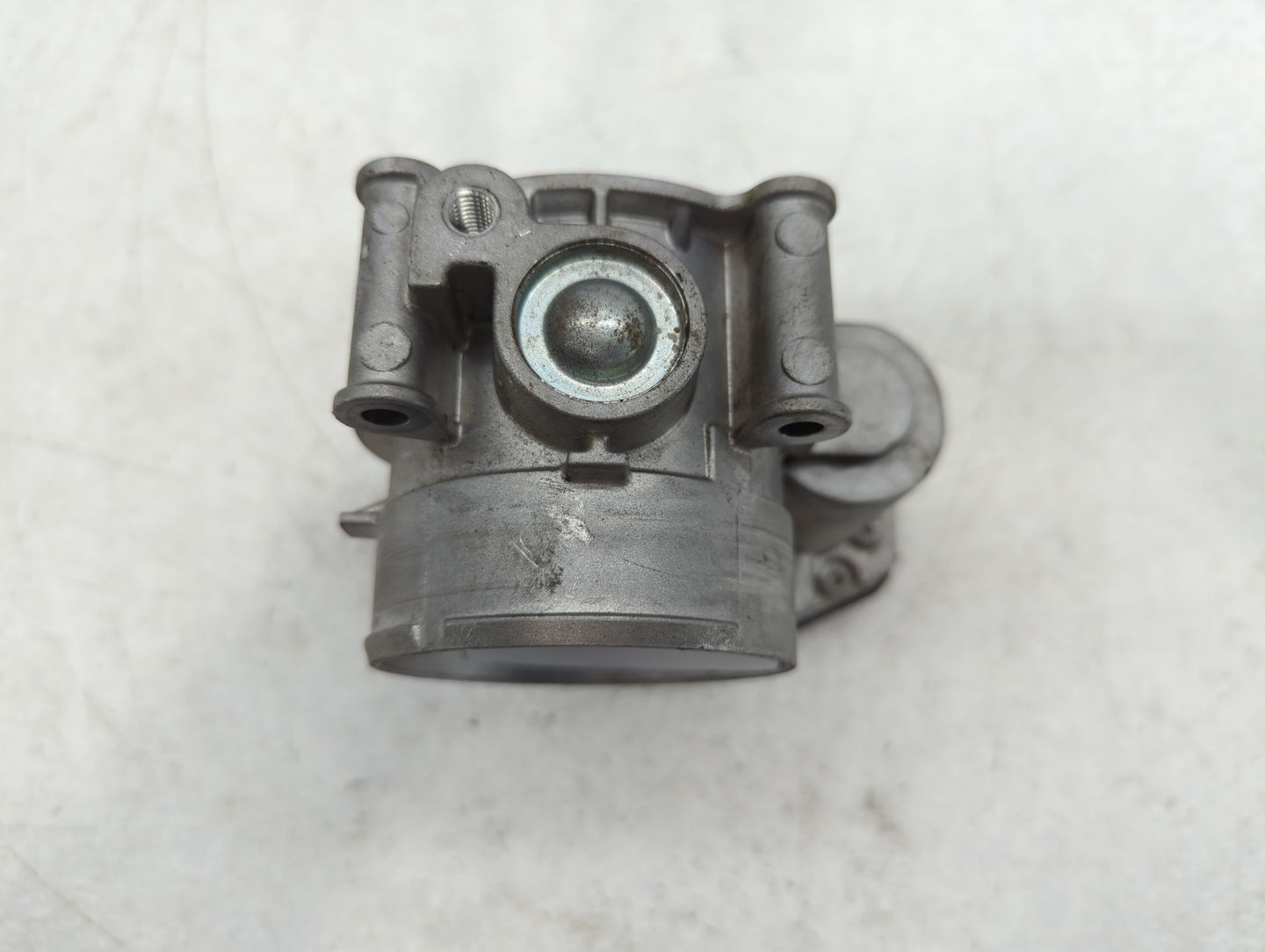 2013-2019 Ford Taurus Throttle Body P/N:161994002858 AT4E-9F991-EL Fits Fits 2011 2012 2013 2014 2015 2016 2017 2018 2019 OE