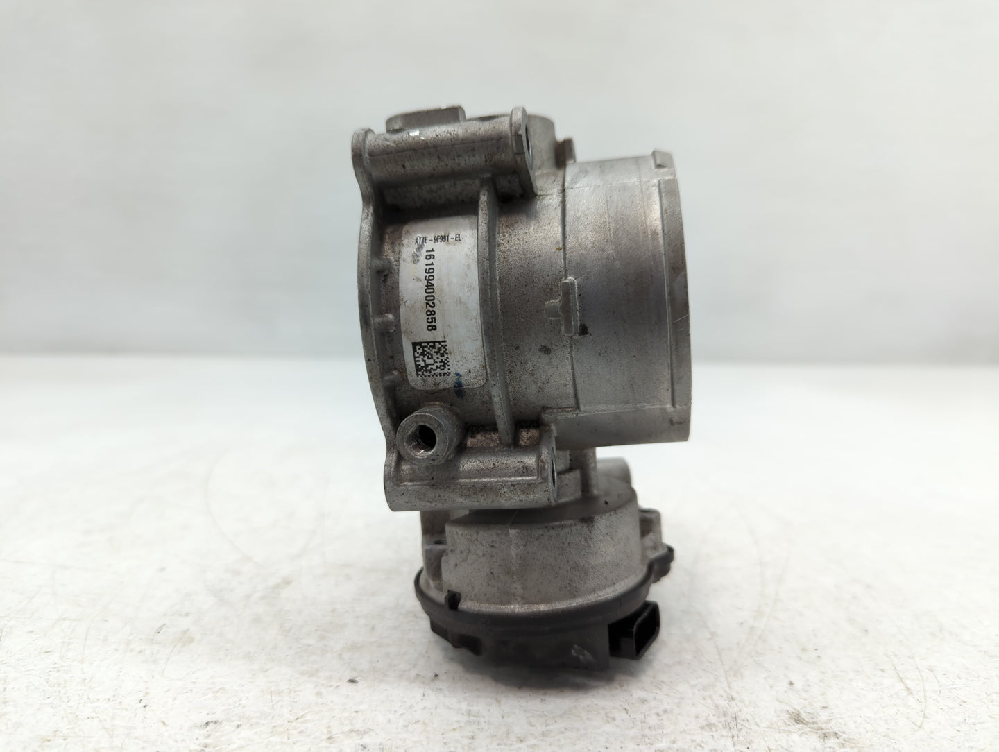 2013-2019 Ford Taurus Throttle Body P/N:161994002858 AT4E-9F991-EL Fits Fits 2011 2012 2013 2014 2015 2016 2017 2018 2019 OE