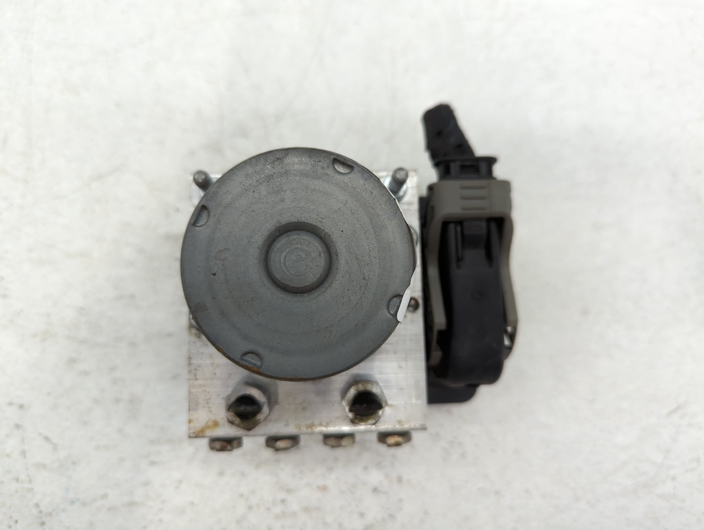 2014-2019 Ford Taurus ABS Pump Control Module Replacement P/N:FG13-2C405-A Fits Fits 2014 2015 2016 2017 2018 2019 OEM Used 