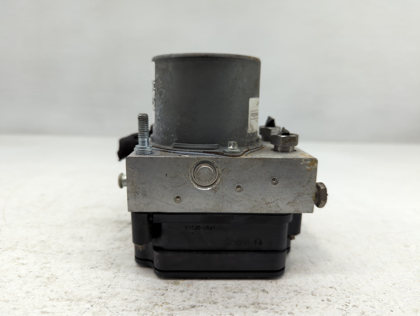 2014-2019 Ford Taurus ABS Pump Control Module Replacement P/N:FG13-2C405-A Fits Fits 2014 2015 2016 2017 2018 2019 OEM Used 