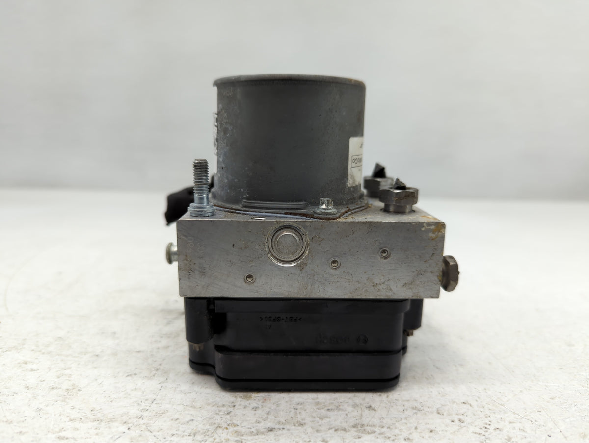 2014-2019 Ford Taurus Anti-Lock Brake ABS Pump Module Actuator OEM P/N:FG13-2C405-A Fits Fits 2014 2015 2016 2017 2018 2019 