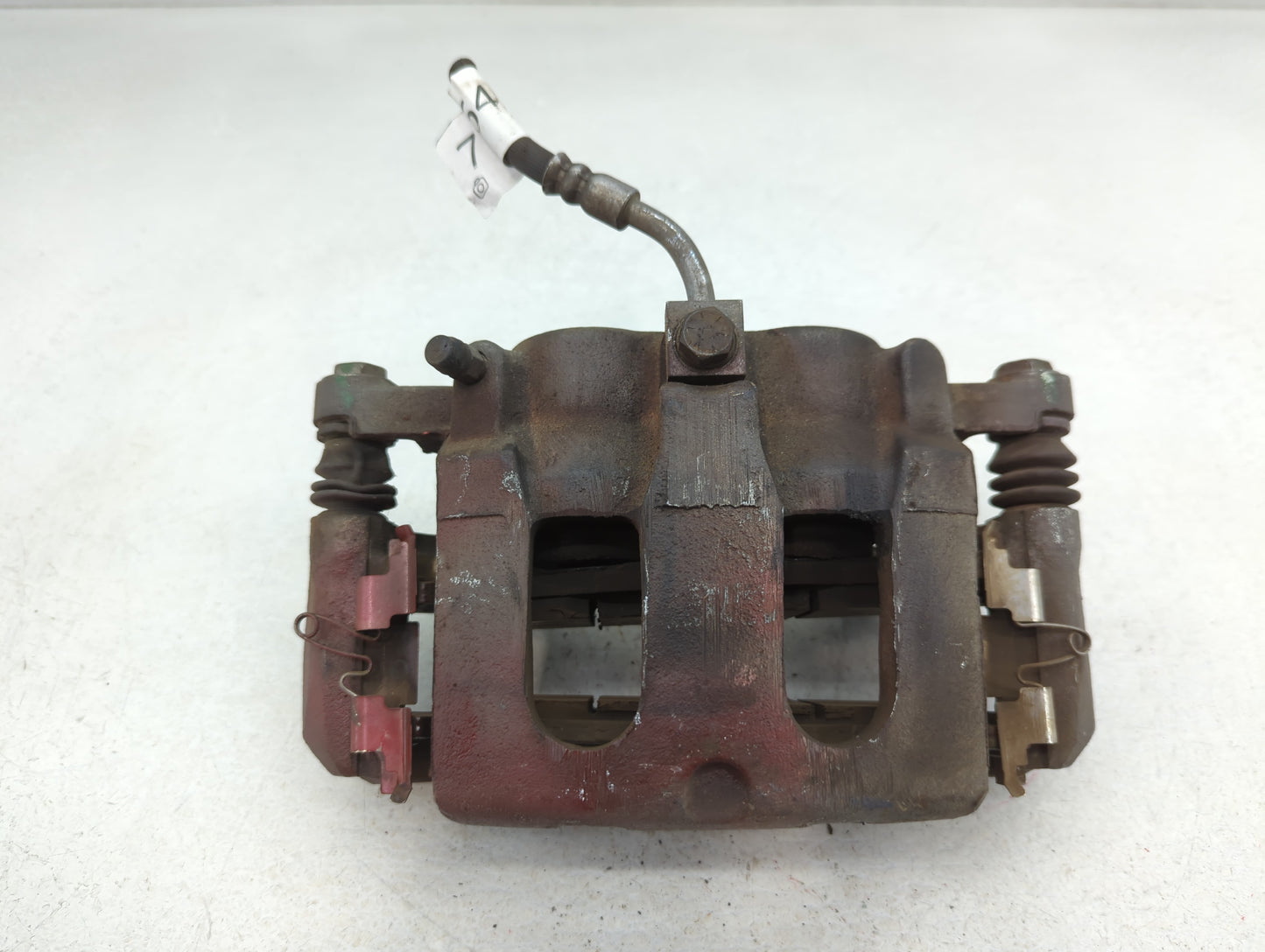 2013-2019 Ford Taurus Front Passenger Right Brake Caliper - Oemusedautoparts1.com