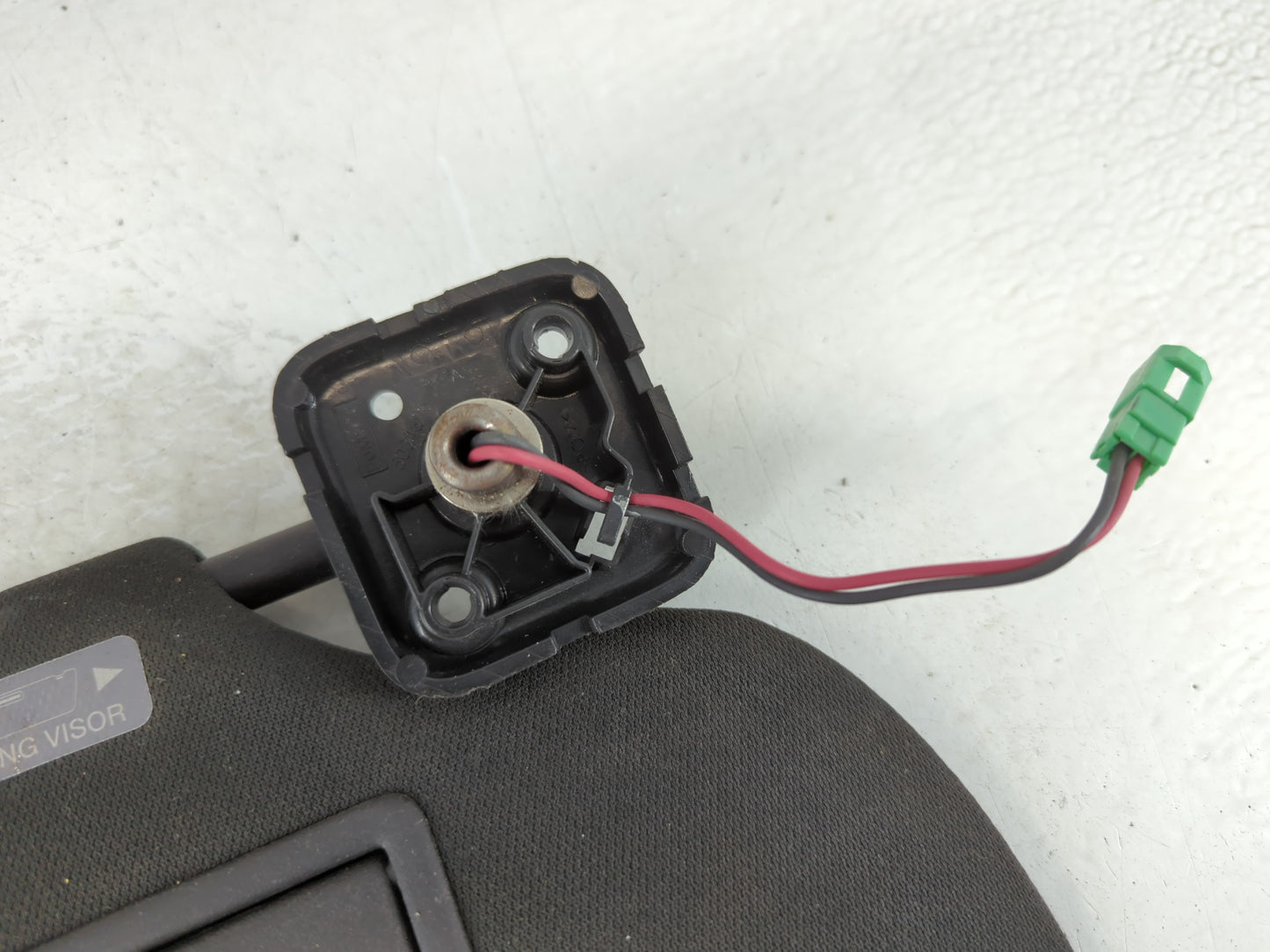 2013-2019 Ford Taurus Sun Visor Shade Replacement Passenger Right Mirror Fits OEM Used Auto Parts - Oemusedautoparts1.com