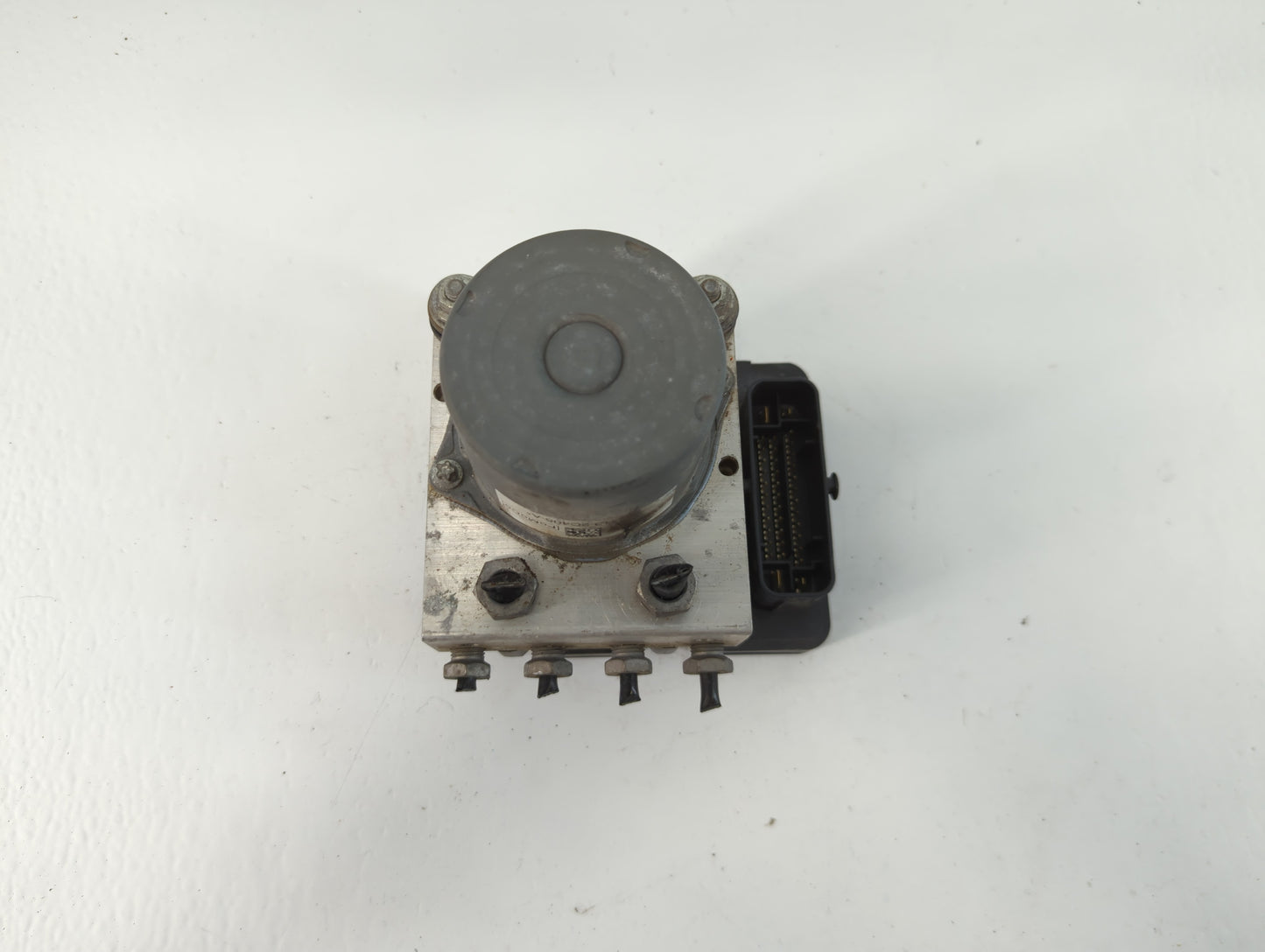 2014-2019 Ford Taurus ABS Pump Control Module Replacement Fits Fits 2014 2015 2016 2017 2018 2019 OEM Used Auto Parts - Oemu