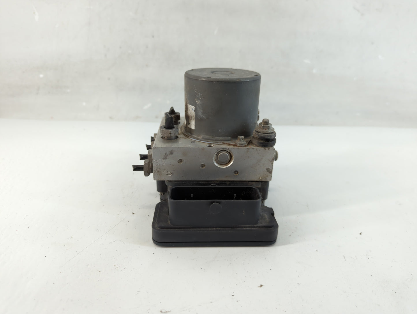 2014-2019 Ford Taurus ABS Pump Control Module Replacement Fits Fits 2014 2015 2016 2017 2018 2019 OEM Used Auto Parts - Oemu
