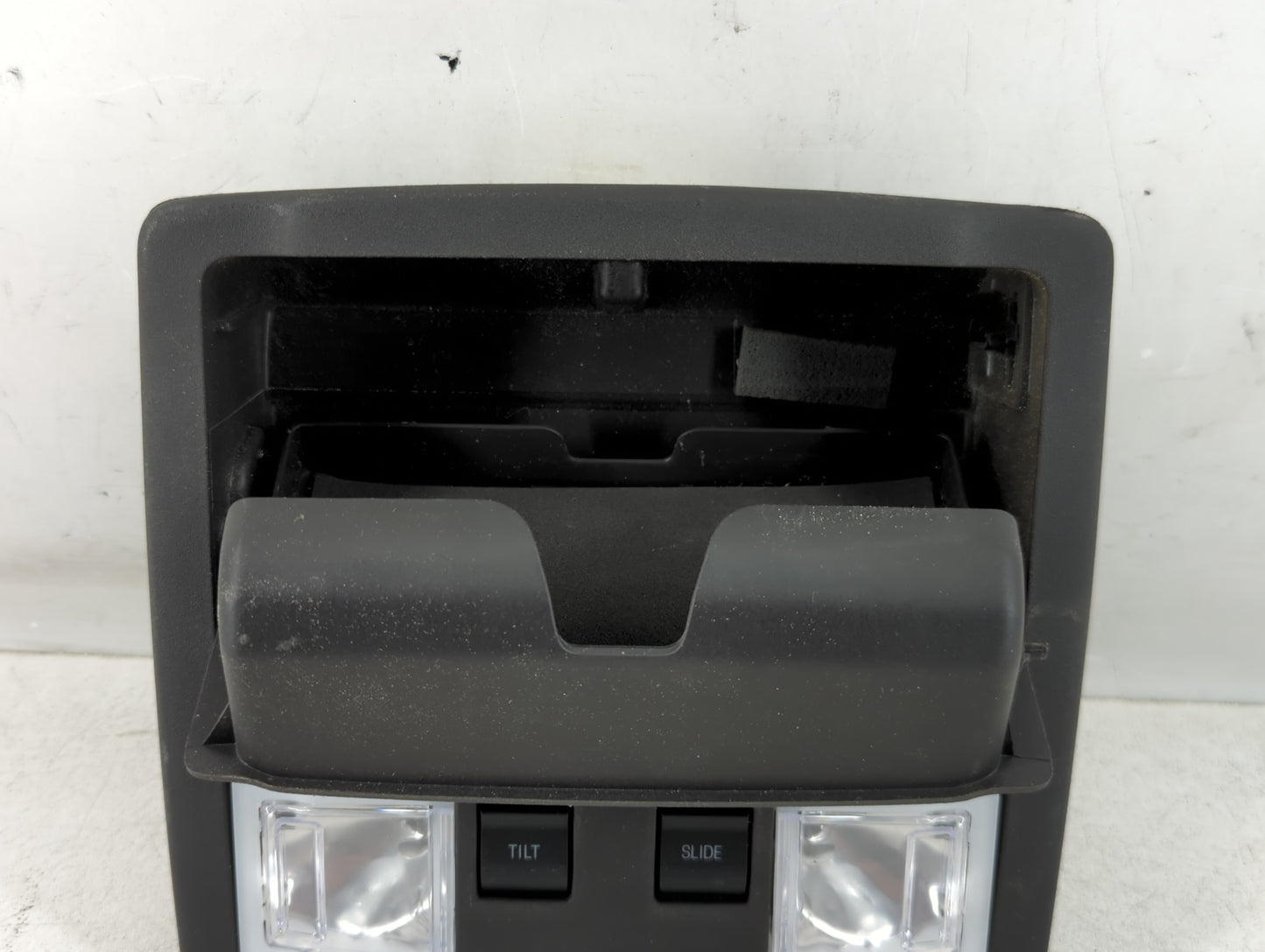 2013-2019 Ford Taurus Overhead Roof Console Interior Dome Light - Oemusedautoparts1.com