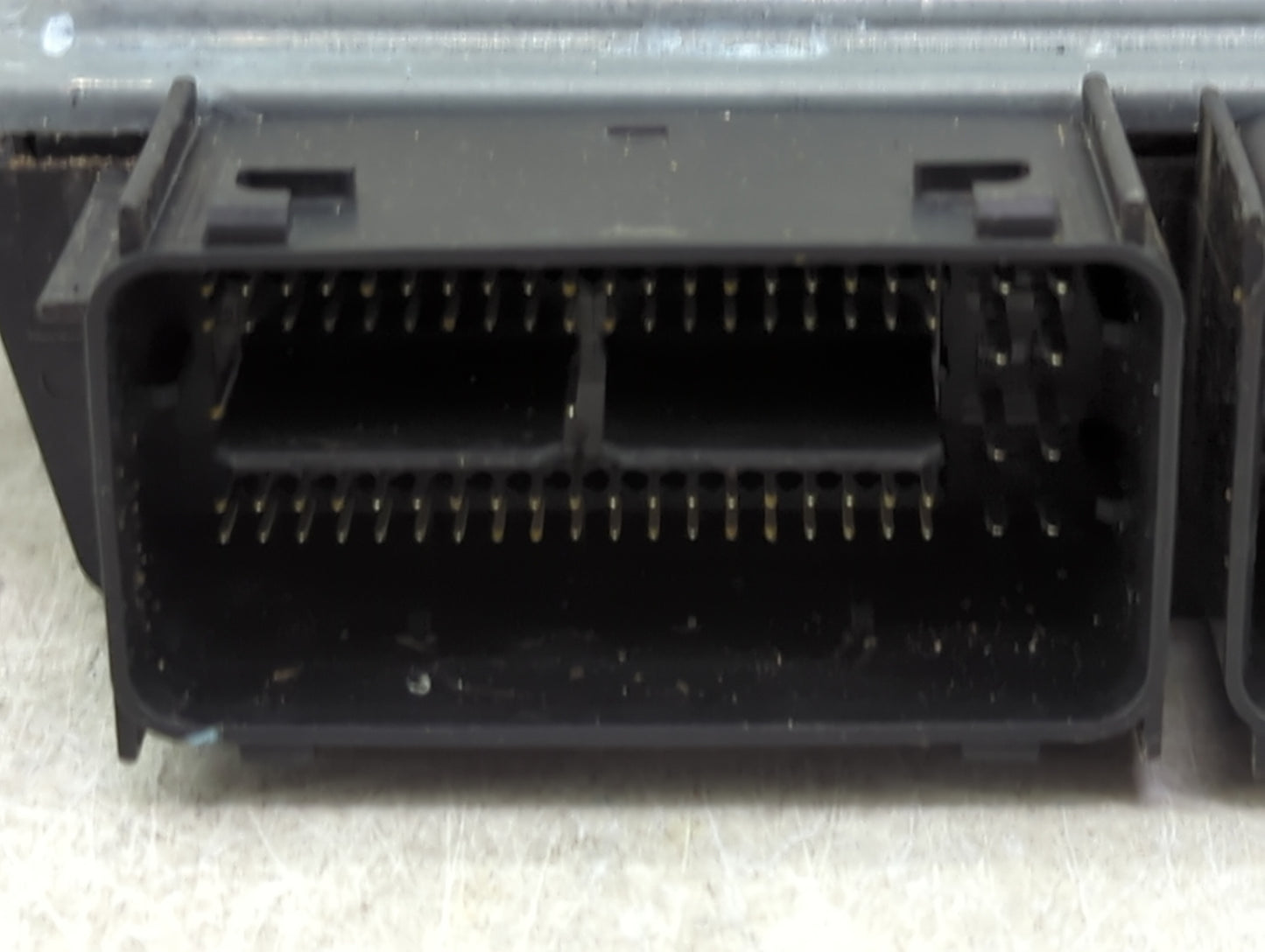 2016 Ford Tran250 PCM Engine Control Computer ECU ECM PCU OEM P/N:FL3A-12B684-BEB GK4A-12A650-GA Fits Fits 2015 2017 2018 20