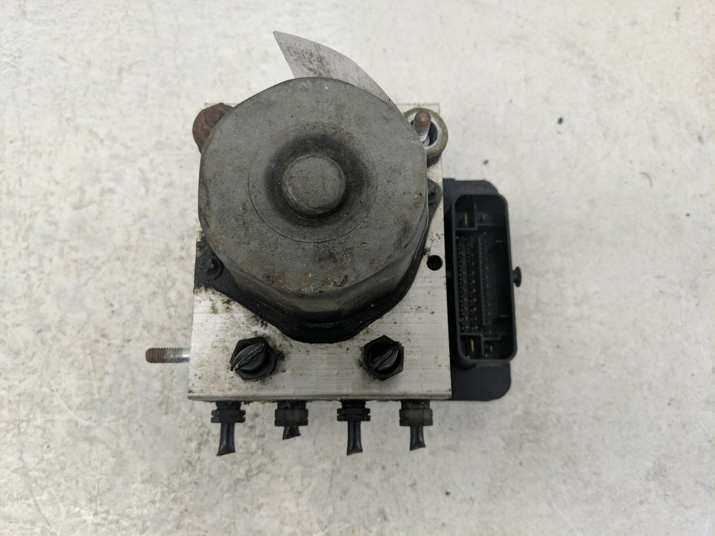 2015-2019 Ford Transit-250 ABS Pump Control Module Replacement P/N:EK41-2C405-AA Fits Fits 2015 2016 2017 2018 2019 OEM Used