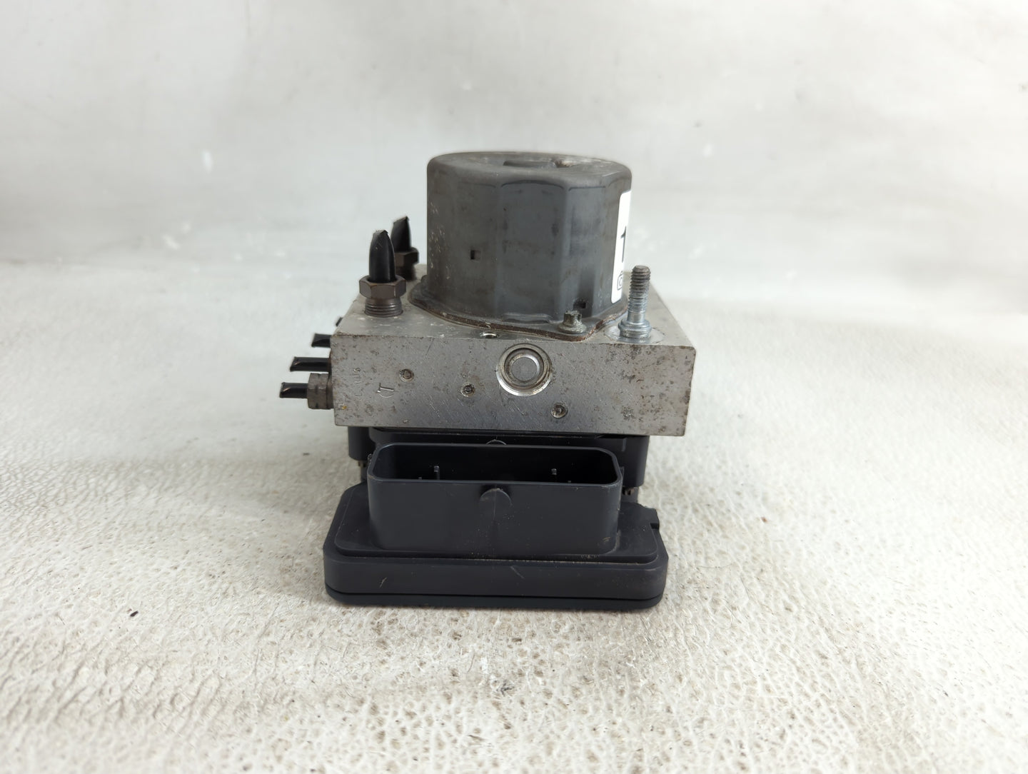 2015-2019 Ford Transit-250 ABS Pump Control Module Replacement P/N:EK41-2C405-AA Fits Fits 2015 2016 2017 2018 2019 OEM Used