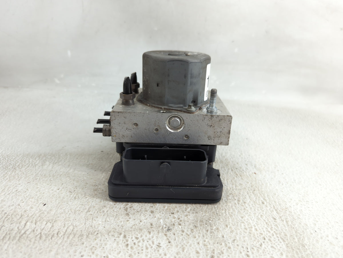 2015-2019 Ford Transit-250 ABS Pump Control Module Replacement P/N:EK41-2C405-AA Fits Fits 2015 2016 2017 2018 2019 OEM Used