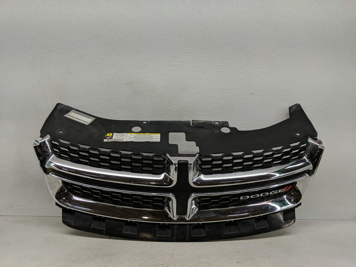 2015-2019 Ford Transit-250 Front Grille Bumper Not Included - Oemusedautoparts1.com