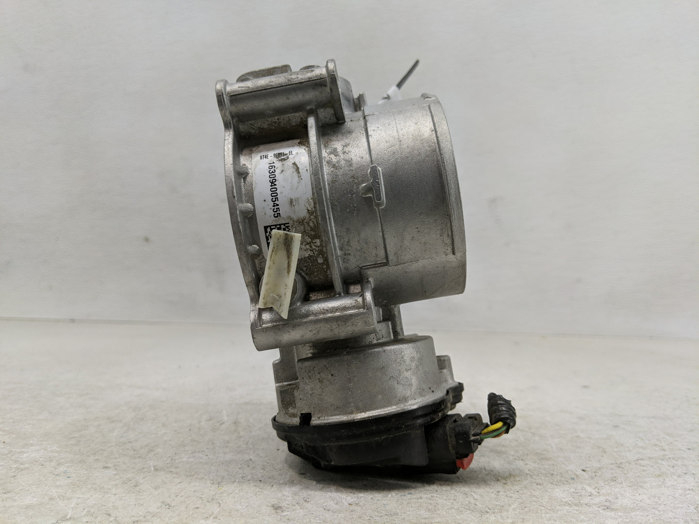 2015-2019 Ford Transit-250 Throttle Body Fits Fits 2011 2012 2013 2014 2015 2016 2017 2018 2019 OEM Used Auto Parts - Oemuse