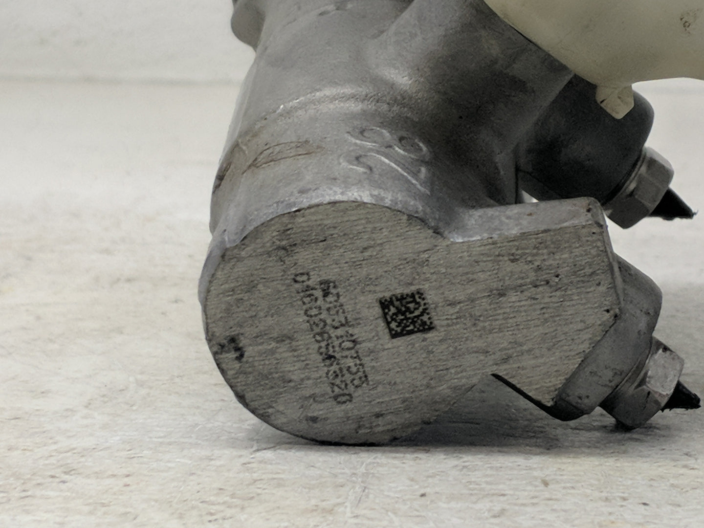 2015-2021 Ford Transit-250 Brake Master Cylinder - Oemusedautoparts1.com