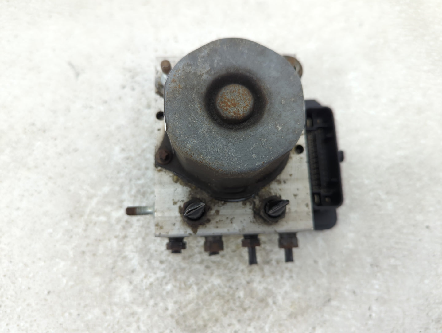 2015-2019 Ford Transit-250 ABS Pump Control Module Replacement P/N:EK412C405AA Fits Fits 2015 2016 2017 2018 2019 OEM Used A