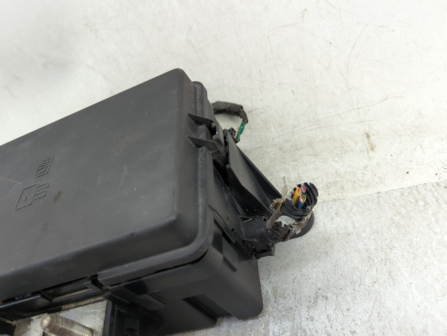 2016 Ford Transit-250 Fusebox Fuse Box Panel Relay Module Fits OEM Used Auto Parts - Oemusedautoparts1.com