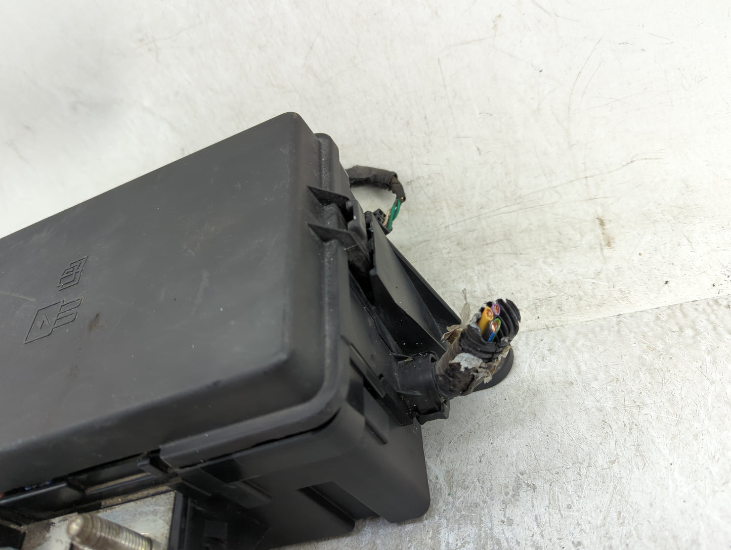 2016 Ford Transit-250 Fusebox Fuse Box Panel Relay Module Fits OEM Used Auto Parts - Oemusedautoparts1.com