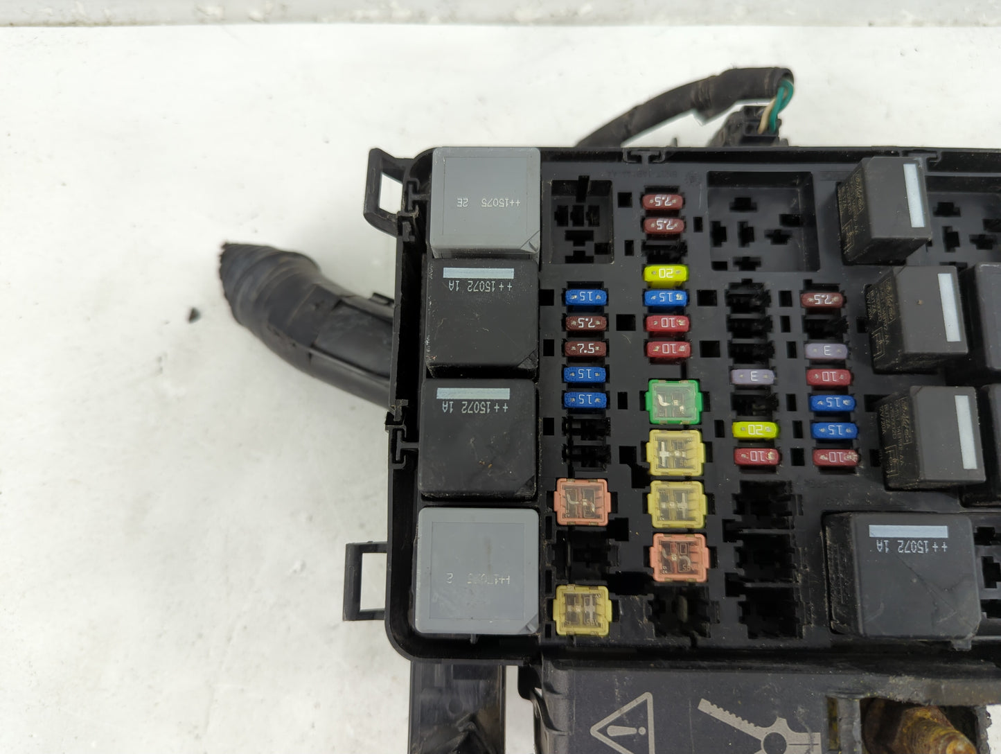 2015-2016 Ford Transit-250 Fusebox Fuse Box Panel Relay Module P/N:BK2T-14A175-AA BK2T-14A075-AB Fits Fits 2015 2016 OEM Use