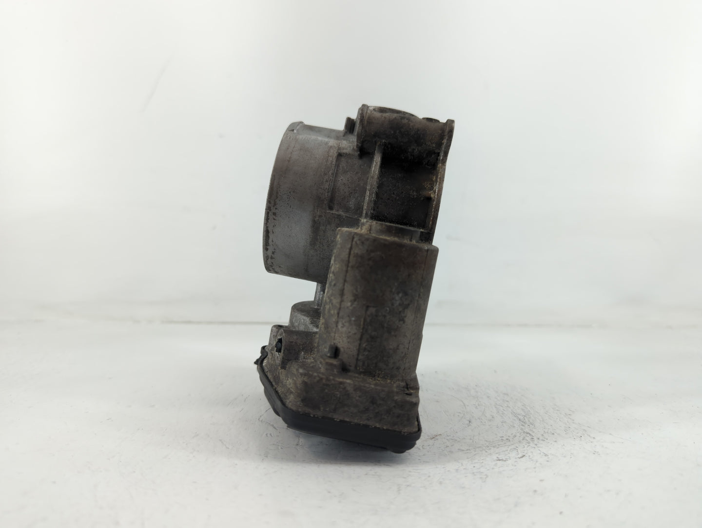 2015-2019 Ford Transit-250 Throttle Body P/N:3C1616B-1129 Fits Fits 2011 2012 2013 2014 2015 2016 2017 2018 2019 OEM Used Au