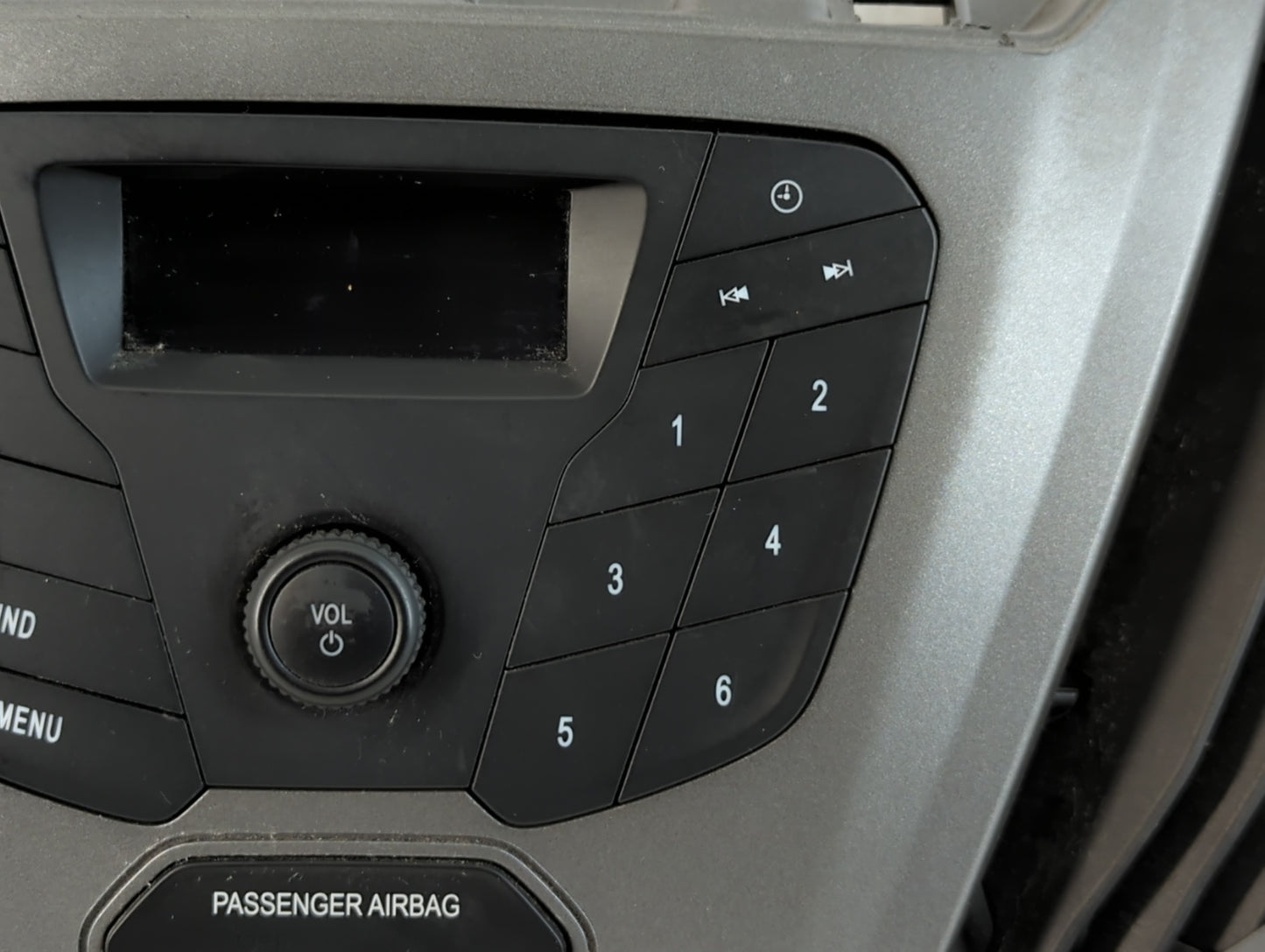 2016-2019 Ford Transit-250 Am Fm Cd Player Radio Receiver - Oemusedautoparts1.com