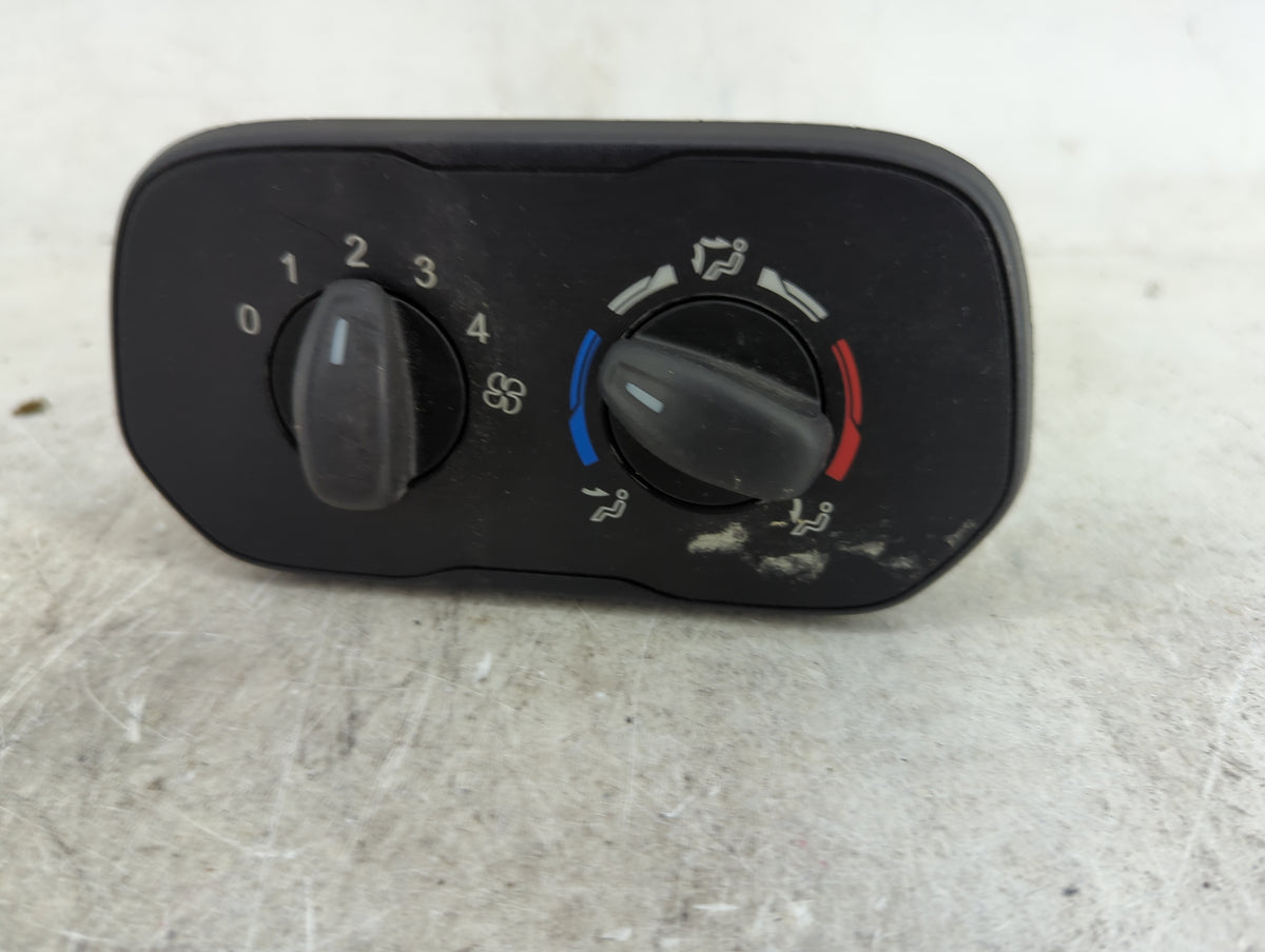 2016-2019 Ford Transit-350 Climate Control Module Temperature AC/Heater Replacement P/N:BK3T-19980-DT BK3T-19980-DU Fits OEM