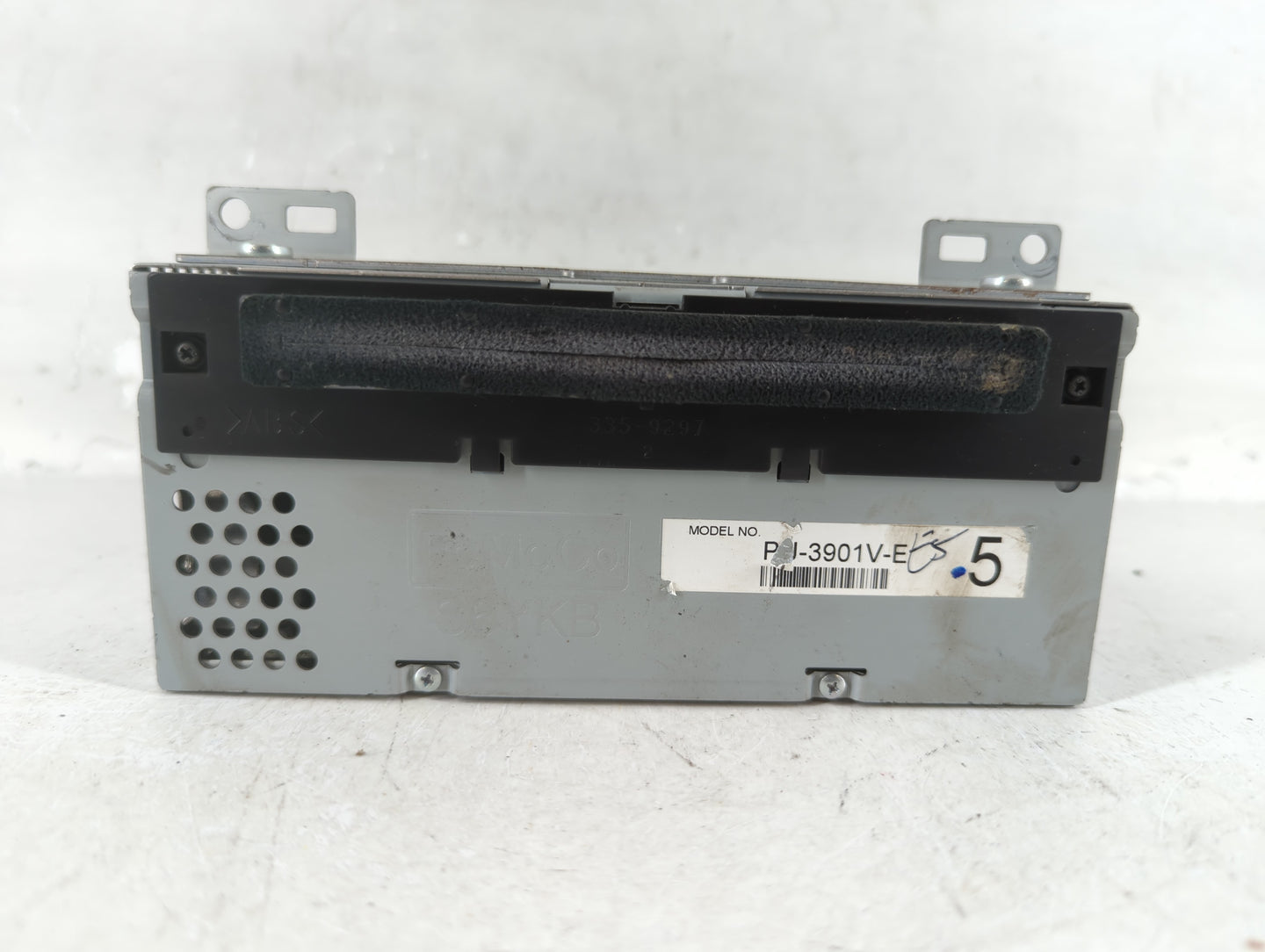 2016-2017 Ford Transit-350 Am Fm Cd Player Radio Receiver - Oemusedautoparts1.com