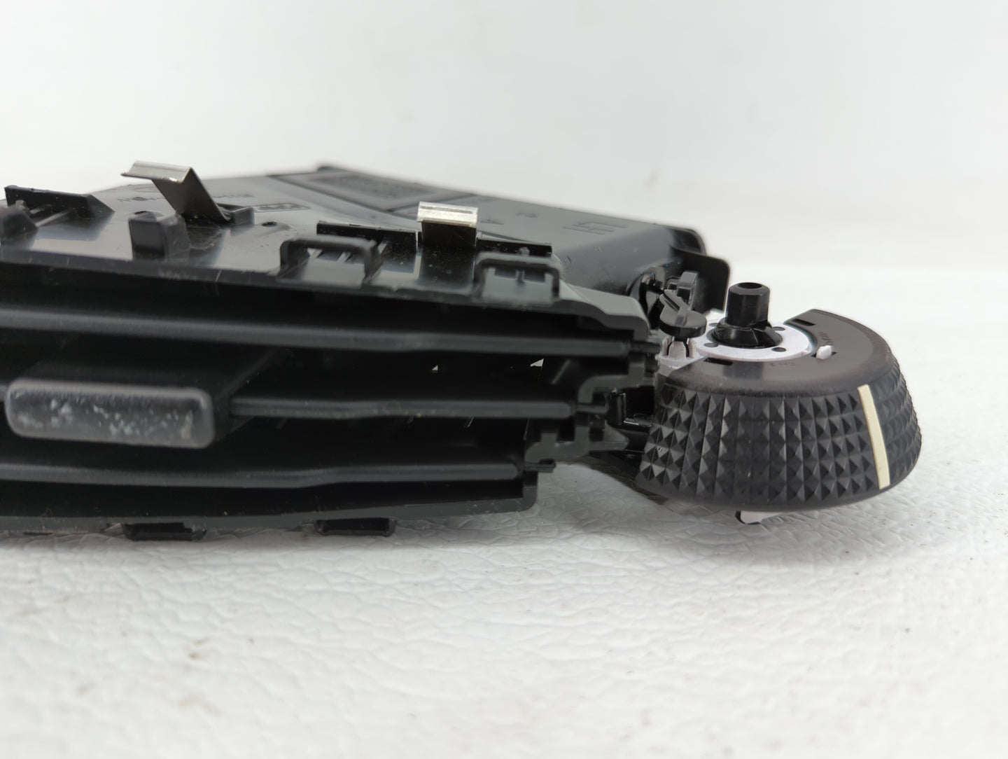 2016 Ford Transit Climate Control Module Temperature AC/Heater Replacement P/N:DT11-V014L21-ADW Fits OEM Used Auto Parts - O