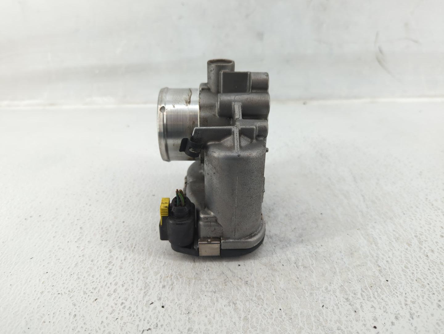 2014-2016 Ford Transit Throttle Body P/N:7S7G-9F991-CA Fits Fits 2013 2014 2015 2016 2017 2018 2019 OEM Used Auto Parts - Oe