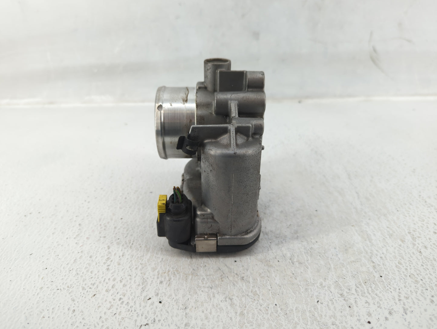 2014-2016 Ford Transit Throttle Body P/N:7S7G-9F991-CA Fits Fits 2013 2014 2015 2016 2017 2018 2019 OEM Used Auto Parts - Oe