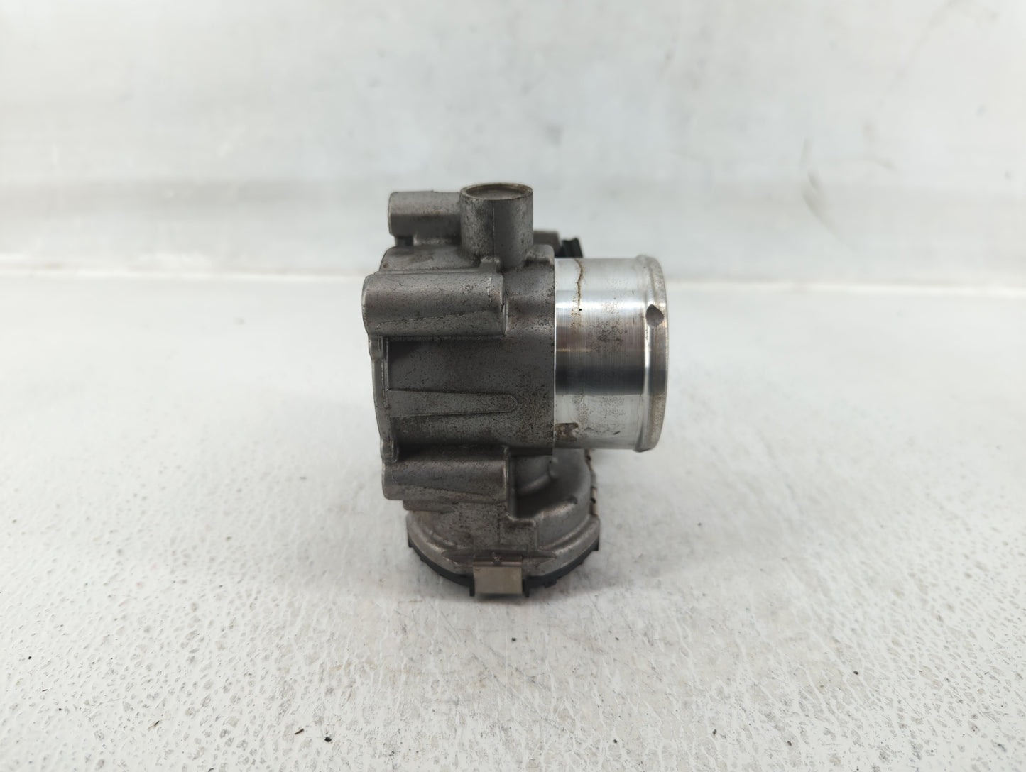 2014-2016 Ford Transit Throttle Body P/N:7S7G-9F991-CA Fits Fits 2013 2014 2015 2016 2017 2018 2019 OEM Used Auto Parts - Oe