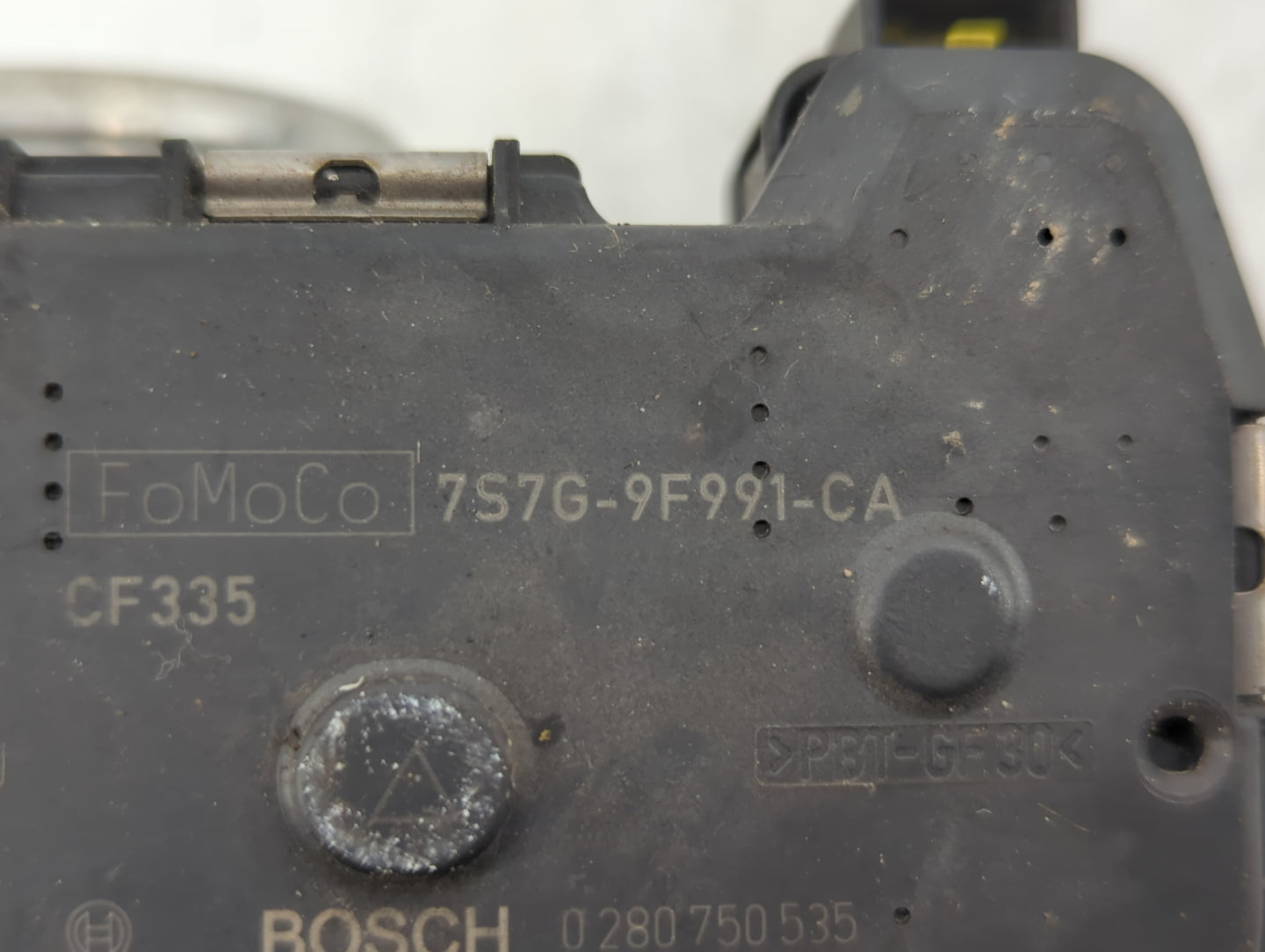 2014-2016 Ford Transit Throttle Body P/N:7S7G-9F991-CA Fits Fits 2013 2014 2015 2016 2017 2018 2019 OEM Used Auto Parts - Oe