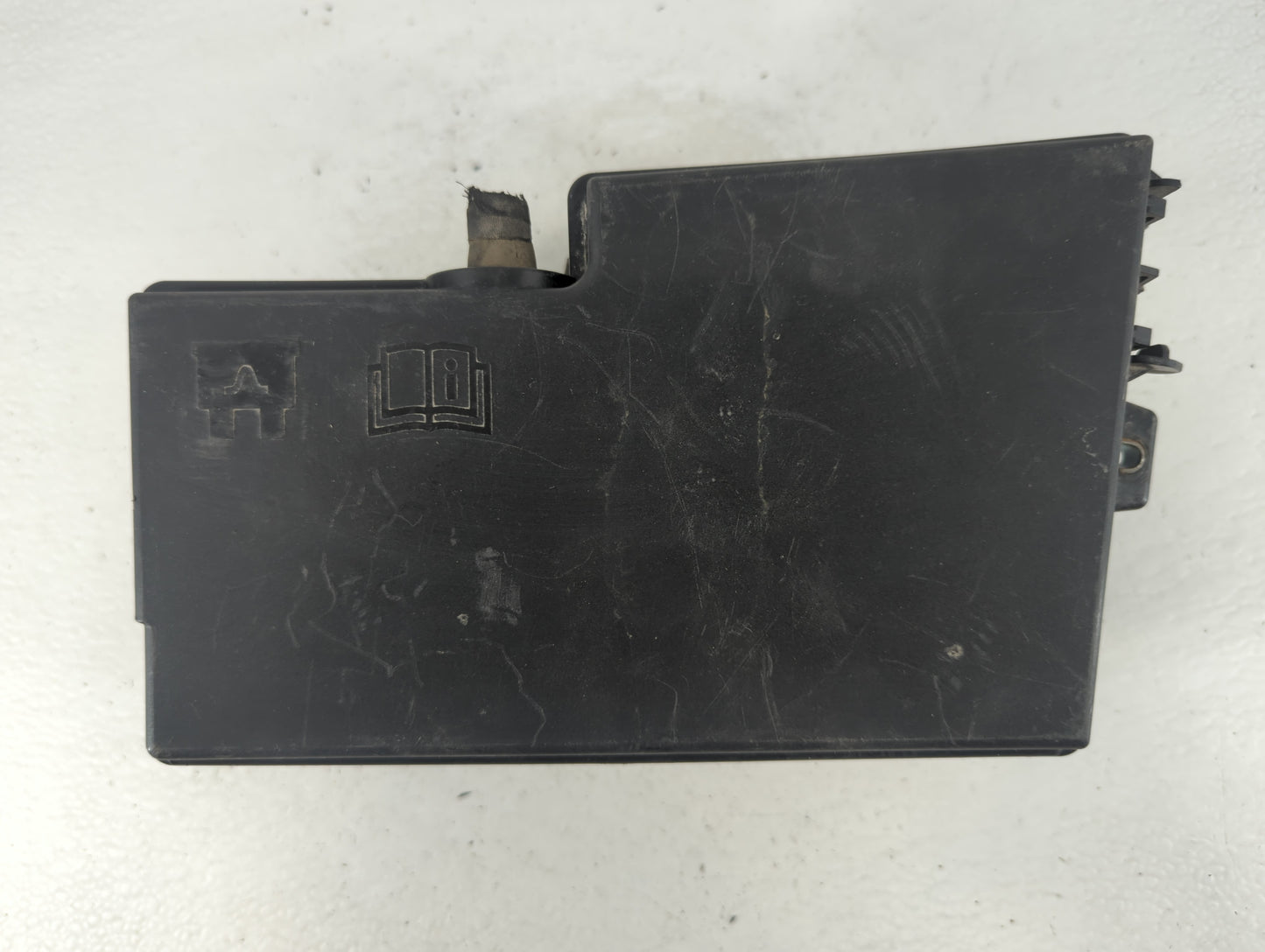 2016 Ford Transit Fusebox Fuse Box Panel Relay Module P/N:AV6T-14A067-AD Fits OEM Used Auto Parts - Oemusedautoparts1.com