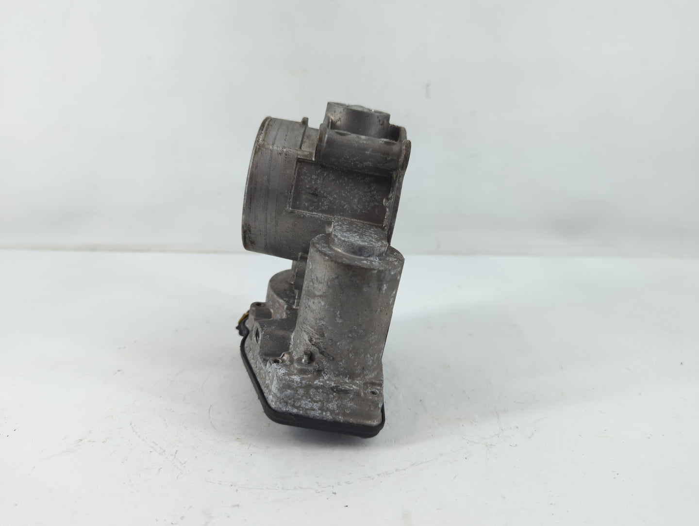 2014-2021 Ford Transit Throttle Body P/N:DS7E-9F991-AJ Fits Fits 2013 2014 2015 2016 2017 2018 2019 2020 2021 2022 OEM Used 