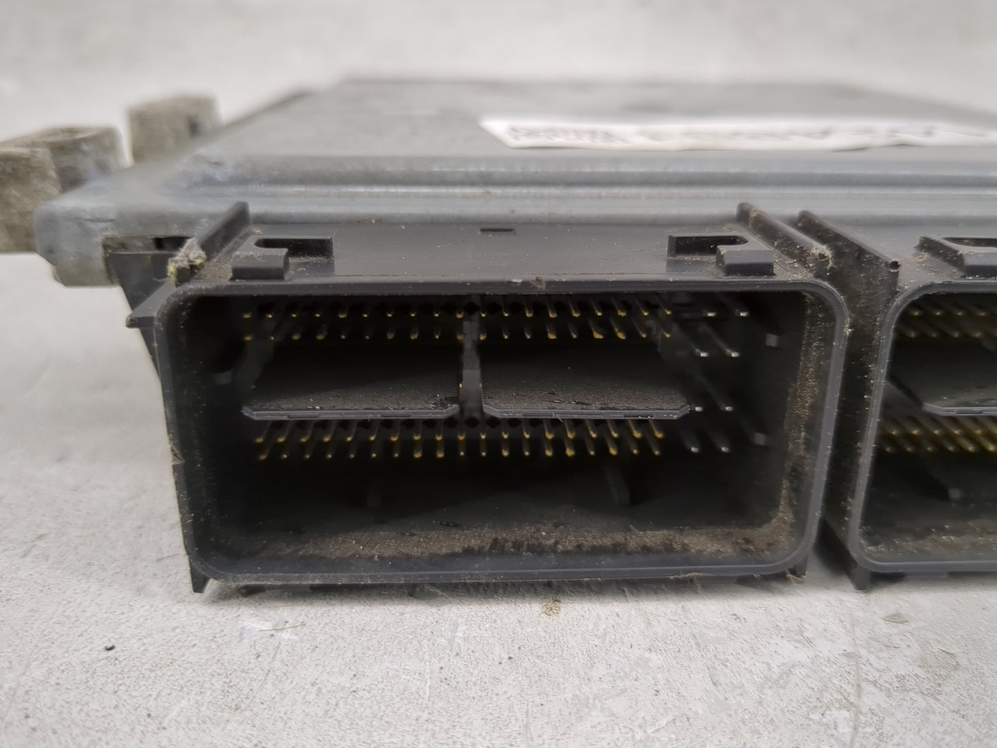 2016 Ford Transit 250 PCM Engine Control Computer ECU ECM PCU OEM P/N:A6SXU24567500 FL3A-12B684-BEB Fits Fits 2015 2017 2018