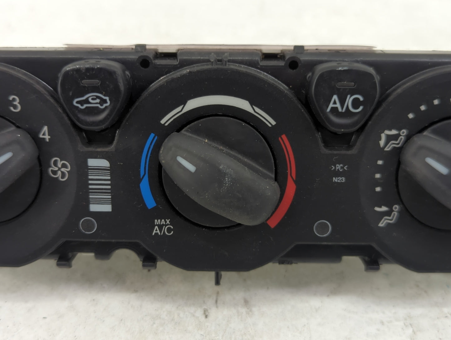2016 Ford Transit 250 Climate Control Module Temperature AC/Heater Replacement P/N:BM5T19980 CM5T19980 Fits OEM Used Auto Pa