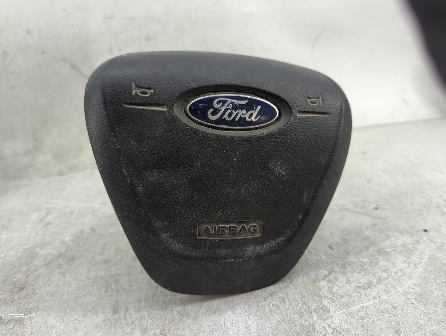 2016 Ford Transit 250 Air Bag Driver Left Steering Wheel Mounted Black - Oemusedautoparts1.com