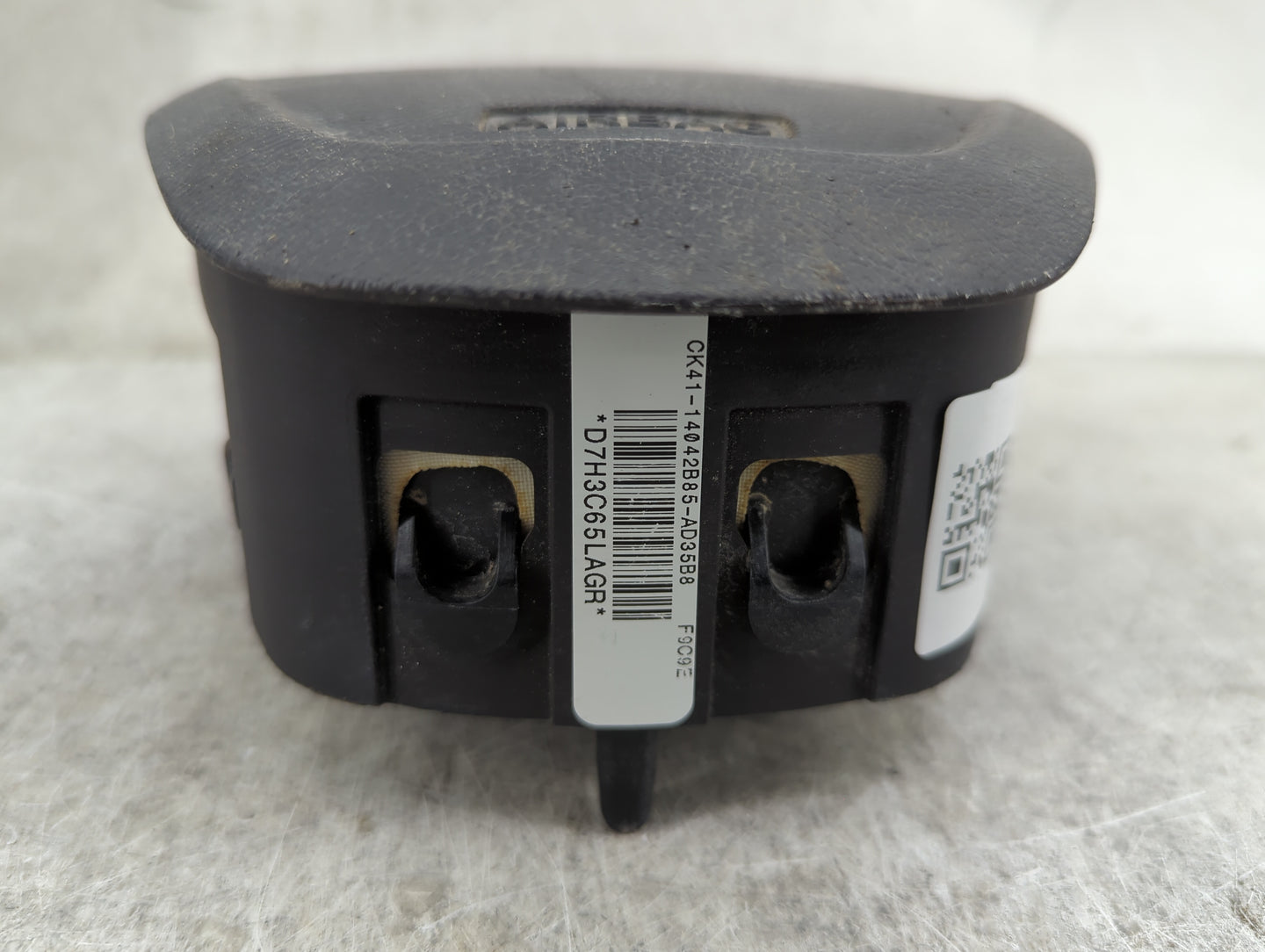 2016 Ford Transit 250 Air Bag Driver Left Steering Wheel Mounted Black - Oemusedautoparts1.com