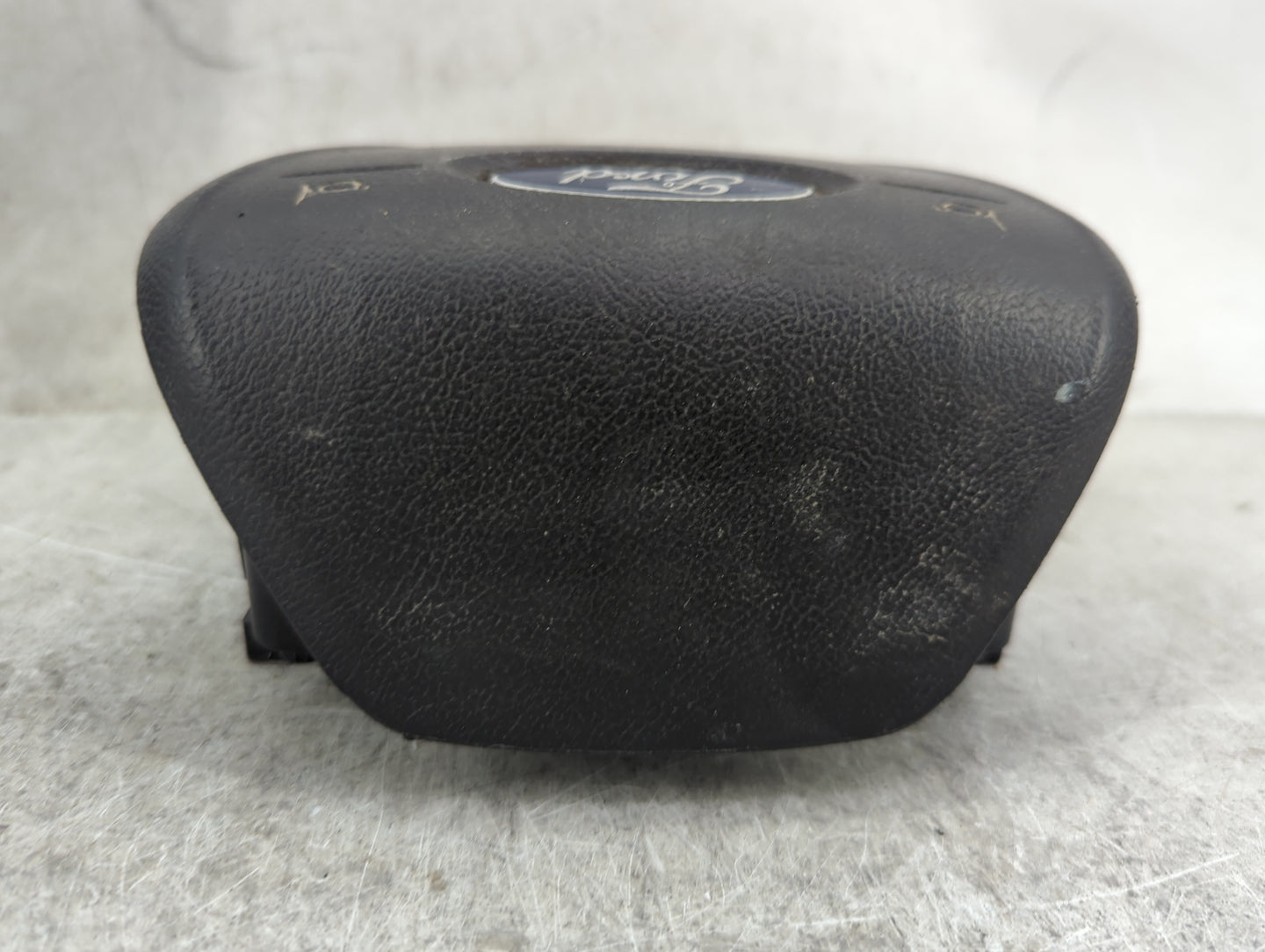 2016 Ford Transit 250 Air Bag Driver Left Steering Wheel Mounted Black - Oemusedautoparts1.com